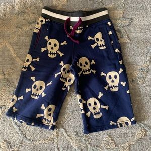 Mini Boden skull shorts